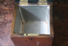 Load image into Gallery viewer, Antique Regency Mahogany Square Tea Caddy C.1810–1825
