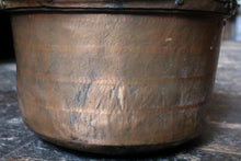 Load image into Gallery viewer, Victorian Hand-Riveted Copper Cauldron with Iron Swing Handle – 39cm Ø

