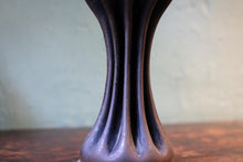Load image into Gallery viewer, WW1 24 cm Trench Art Shell Case Vase – Hammered Copper-Bronze, Art Nouveau Form
