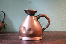 Load image into Gallery viewer, Victorian Copper Quart Tavern Measure Jug – Bellied Form, Curved Handle, c.1890–1910
