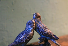 Load image into Gallery viewer, Early 20th.C Cold Painted Austrian Bronze Budgerigars Dish on Green Onyx – 10.5 cm (4.13") Diameter, 10 cm (3.94") Tall
