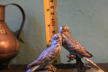 Load image into Gallery viewer, Early 20th.C Cold Painted Austrian Bronze Budgerigars Dish on Green Onyx – 10.5 cm (4.13") Diameter, 10 cm (3.94") Tall
