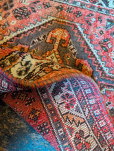 Load image into Gallery viewer, 4'6" x 2'9" - Vintage Middle Eastern Tribal Hand-Knotted Wool Rug - Red, Charcoal &amp; Ivory - 136 x 83 cm
