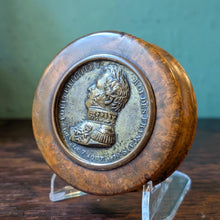 Load image into Gallery viewer, Antique French Horn Snuff Box With Louis Philippe I Portrait Medal - C.1830s
