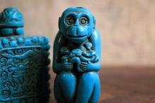 Load image into Gallery viewer, Vintage Chinese Turquoise Resin Snuff Bottles – Carved Dragon &amp; Monkey Figures, 6 Cm Tall
