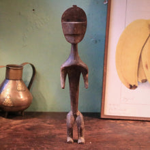 Load image into Gallery viewer, Antique Akan Akuaba Ashanti Fertility Figure Carved Wood Sculpture - 35 Cm Tall (13.8 In)
