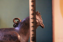 Load image into Gallery viewer, Antique Indian Deccan Bronze Oil Lamp - 17cm / 6.7in
