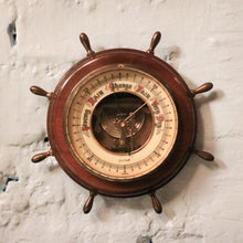 Load image into Gallery viewer, Vintage Ship’s Wheel Wall Barometer - Nautical Brass &amp; Wood - Working - 20 Cm / 7 7/8"
