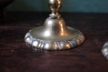 Load image into Gallery viewer, Pair Of Antique Brass Candlesticks - 17 Cm / 6.7 In - Turned Stems - Scalloped Bases
