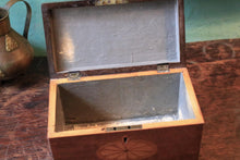 Load image into Gallery viewer, Antique Georgian Inlaid Wooden Tea Caddy - 23 x 12 x 14 cm (9.1" x 4.7" x 5.5")
