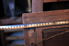 Load image into Gallery viewer, Antique Framed Oil Painting On Board - Courtyard Lady &amp; Doves Scene - Ornate Gilt Wood Frame - 31 x 39 cm
