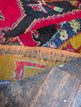 Load image into Gallery viewer, 3'6" x 5'11" - Vintage Hand-Knotted Wool Rug - Bold Tribal Geometric - Crimson &amp; Ochre - 106 x 180 cm
