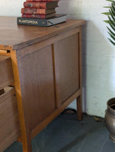 Load image into Gallery viewer, Vintage Mid Century Oak Desk / Teachers Table
