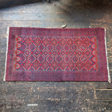 Load image into Gallery viewer, 5'5" x 2'11" - Antique Afghan Baluch Hand-Knotted Wool Runner Rug - Deep Madder Red &amp; Indigo Tribal Carpet - 166 x 90 cm
