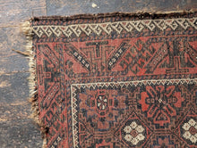 Load image into Gallery viewer, 4'9" x 2'11" - Antique Afghan Baluch Hand-Knotted Wool Rug - Madder Red &amp; Indigo - 146 x 88 cm
