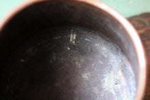 Load image into Gallery viewer, Antique Moroccan Engraved Copper Cachepot Planter - Hand Worked Copper Vessel - 15cm x 14cm
