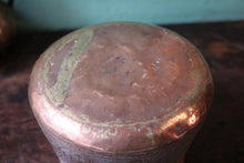 Load image into Gallery viewer, Antique Moroccan Engraved Copper Cachepot Planter - Hand Worked Copper Vessel - 15cm x 14cm
