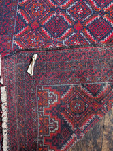 Load image into Gallery viewer, 5'5" x 2'11" - Antique Afghan Baluch Hand-Knotted Wool Runner Rug - Deep Madder Red &amp; Indigo Tribal Carpet - 166 x 90 cm
