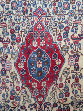 Load image into Gallery viewer, 5'7" x 3'6" - Vintage Hand-Knotted Wool Rug - Ivory Field &amp; Madder Red Medallion - 170 x 107 cm
