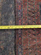 Load image into Gallery viewer, 4'4" x 2'10" - Antique Afghan Baluch Hand-Knotted Wool Prayer Rug - Ivory &amp; Madder Red - 132 x 87 cm
