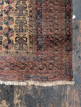 Load image into Gallery viewer, 4'4" x 2'10" - Antique Afghan Baluch Hand-Knotted Wool Prayer Rug - Ivory &amp; Madder Red - 132 x 87 cm
