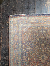 Load image into Gallery viewer, 6'3" x 4'9" - Vintage Hand-Knotted Wool Rug - Distressed Floral Medallion Design - 190 x 144 cm
