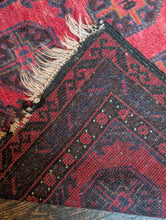Load image into Gallery viewer, 2'9" x 4'9" - Vintage Hand-Knotted Afghan Ersari Wool Rug - Red Tribal Carpet - 85 x 145 cm
