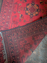 Load image into Gallery viewer, 2'7" x 4'1" Vintage Afghan Baluch Hand-Knotted Wool Rug – Red Tribal Rug – 78 x 124cm
