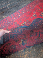 Load image into Gallery viewer, 2'7" x 4'1" Vintage Afghan Baluch Hand-Knotted Wool Rug – Red Tribal Rug – 78 x 124cm

