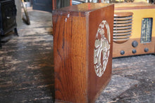 Load image into Gallery viewer, Vintage 1930s Wooden Extension Speaker - Bird &amp; Floral Fretwork - Art Deco Radio Loudspeaker
