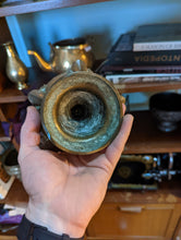 Load image into Gallery viewer, Antique Indian Bronze Deccan Oil Lamp
