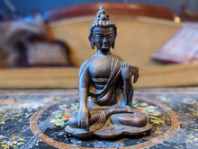 Load image into Gallery viewer, 19thC Chinese Bronze Buddha statue
