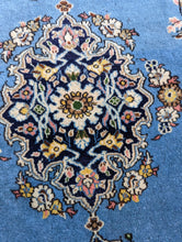 Load image into Gallery viewer, 5&#39;2&quot; x 3&#39;2&quot; Vintage Hand Knotted Caucasian Oriental Wool Rug - 157 x 103cm
