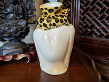 Load image into Gallery viewer, 1980&#39;s Swineside Ceramics Female Bust Vase
