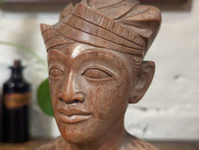 Load image into Gallery viewer, Vintage Balinese Carving of Traditional Man
