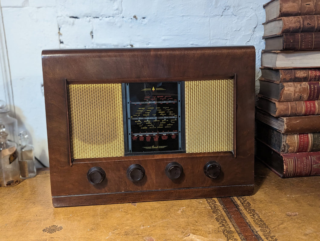 Bush AC11 Vintage Wooden Case Valve Radio