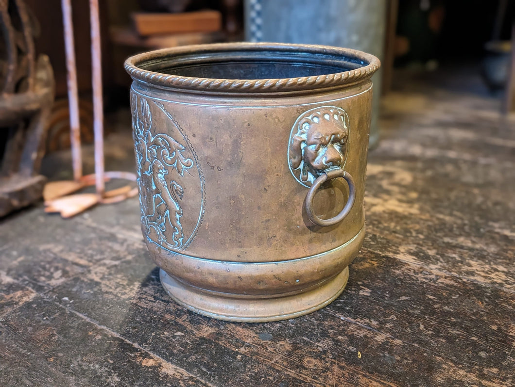 Early 20th.C Brass Arts and Crafts Planter / Ice Bucket