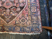 Load image into Gallery viewer, 7&#39;8&quot;x4&#39;1&quot; Vintage Hand Knotted Hamadan Wool Rug - 237 x 125cm
