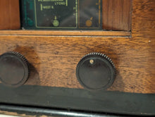 Load image into Gallery viewer, Mullard MAS183 / 13 Vintage Wooden Case Valve Radio
